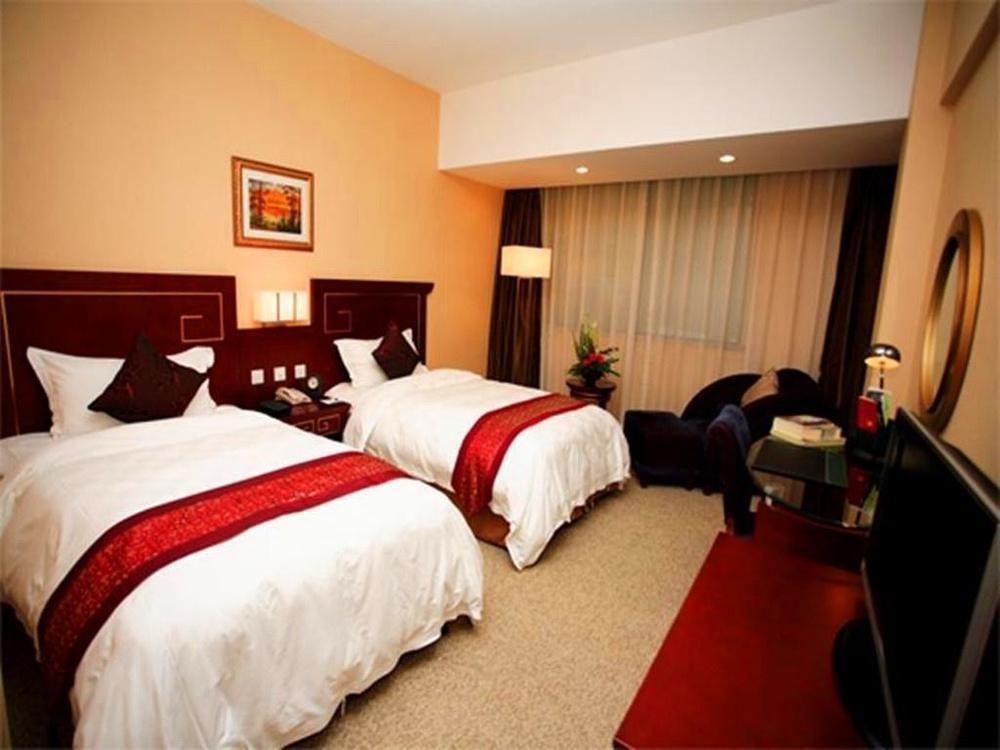 Rong Impression International Hotel Chengdu Room photo